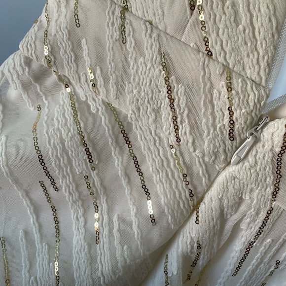 White, sequin BGBG mini dress - Picture 6 of 6